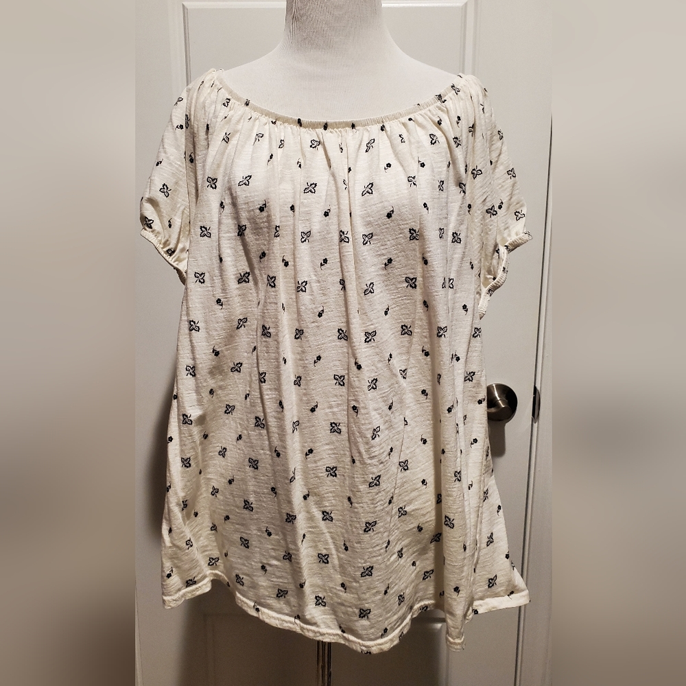 Old Navy A-line tee